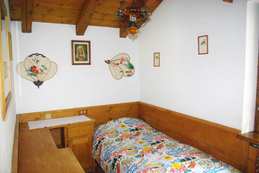 הוילה צ'נצ'ניגה Casa Alpina חדר תמונה